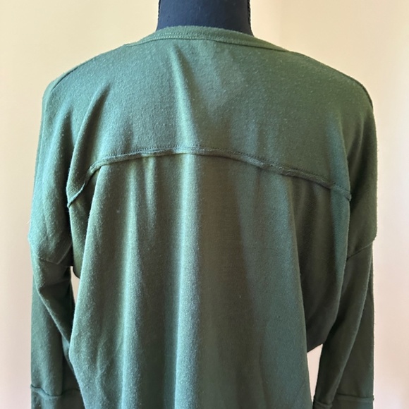 *FORGOTTEN GRACE* Green Long Sleeve Shirt Size XS NWT - Picture 5 of 8